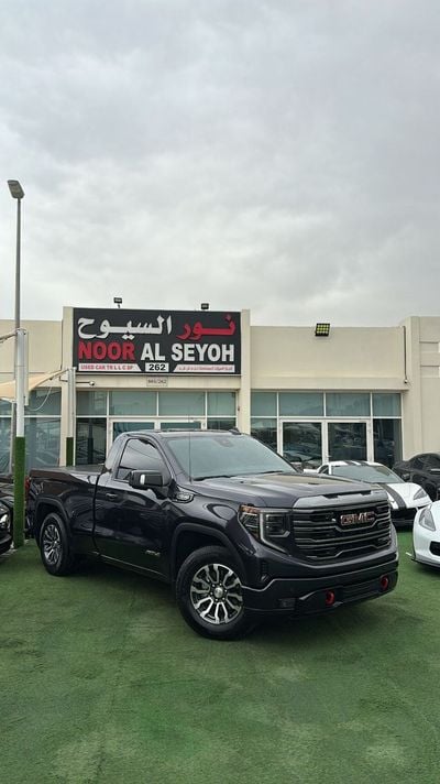 GMC Sierra GMC SIERRA AT4 2022 GCC FULL OPTION ORIGINAL PAINT PERFECT CONDITION UNDER WARRANTY FULL SERVICE HIS