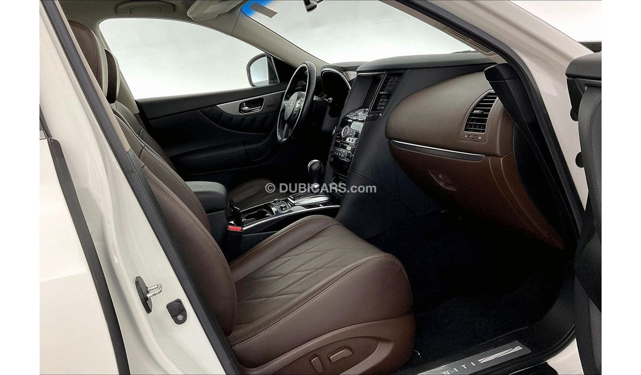 Infiniti QX70 Luxury / Luxe Sensory | 1 year free warranty | 0 down payment | 7 day return policy