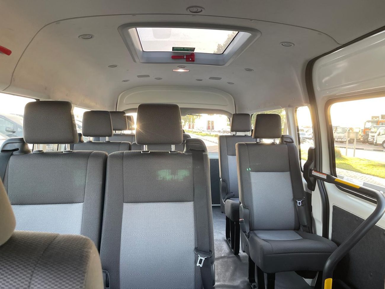 Toyota Hiace 2023 TOYOTA HIACE VAN COMMUTER