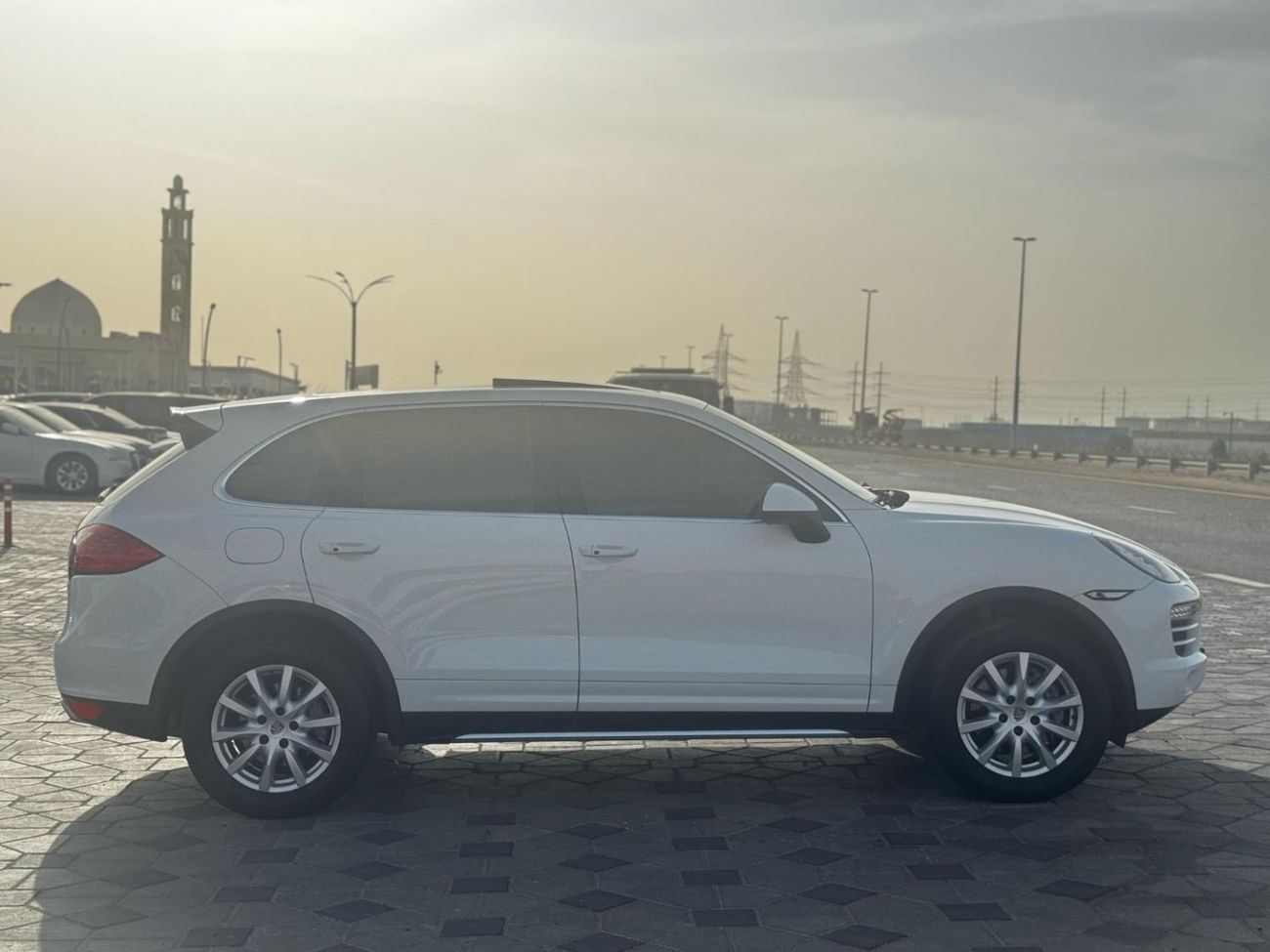 Porsche Cayenne Platinum Edition 3.6L