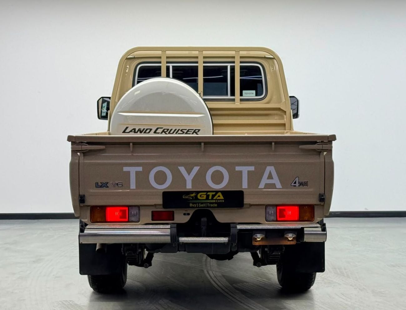 Toyota Land Cruiser 70 LC79 LX 2024 Toyota Land Cruiser 79 LX, Auto Guard Warranty, Excellent Condition, GCC