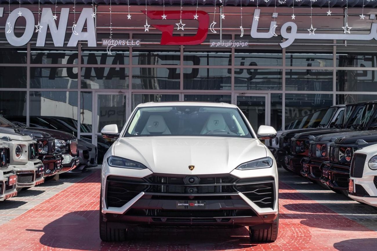 Lamborghini Urus Lamborghini Urus SE | 2025 | 1,200km