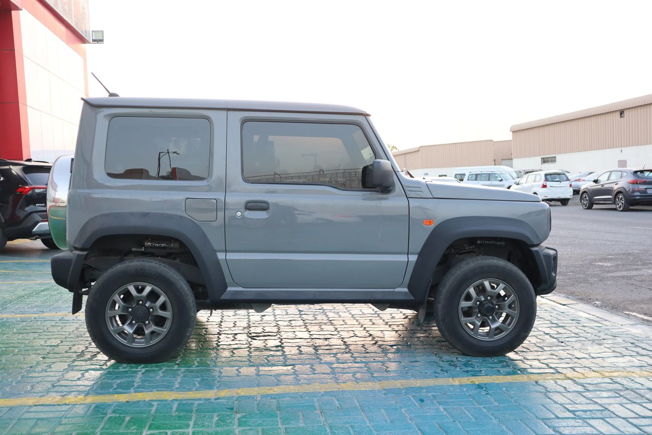 Suzuki Jimny 2.0L Brand New Condition Excellent Drive GCC