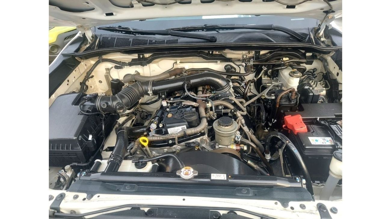 تويوتا هيلوكس DC 2.7L 4WD PETROL MANUAL TRANSMISSION