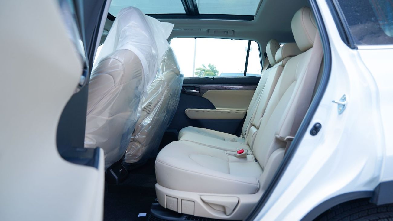 تويوتا هايلاندر 2.5L Hybrid VXR (AWD)