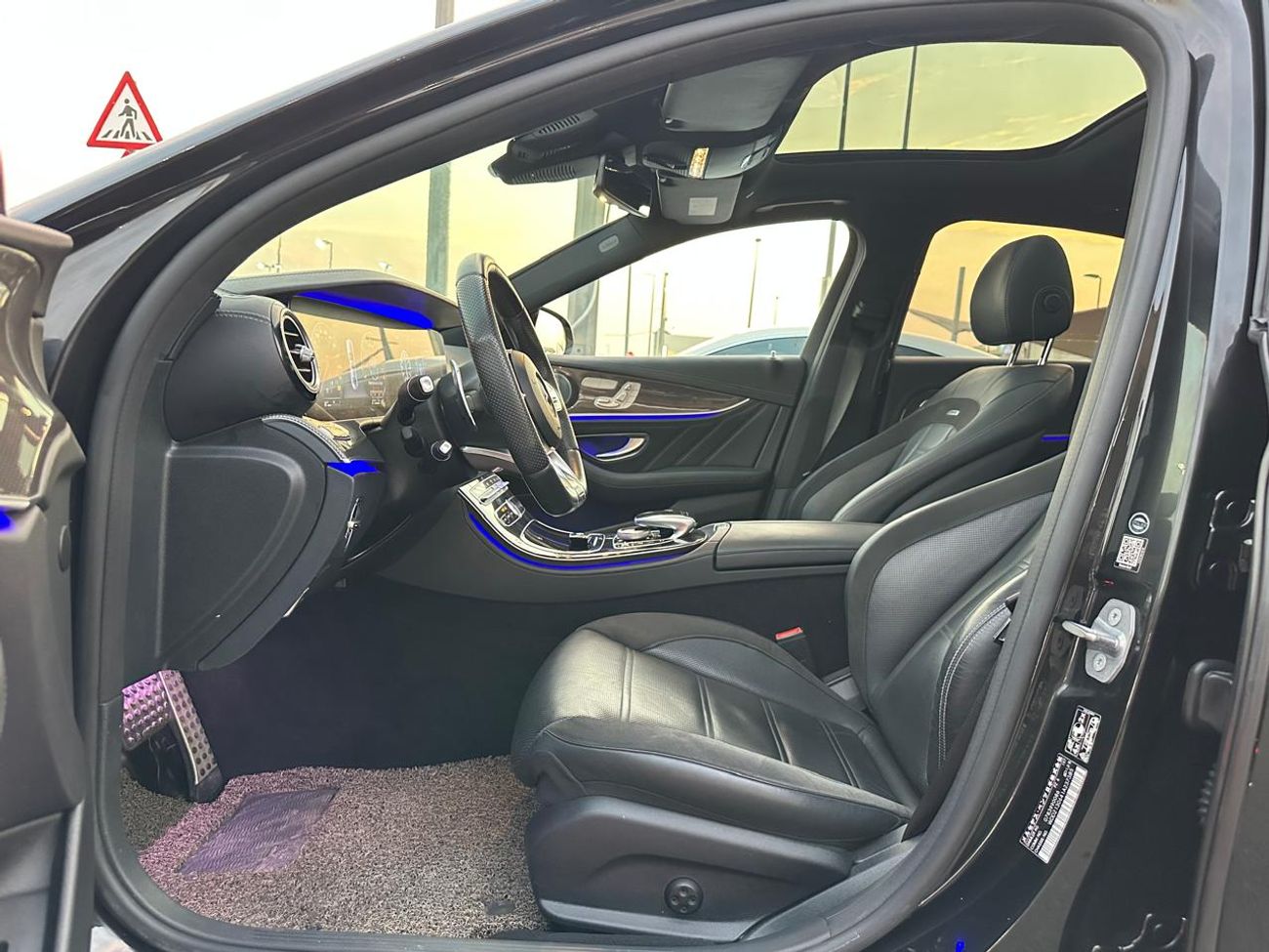 مرسيدس بنز E 43 AMG Mercedes E43_Japanese_2018_Excellent Condition _Full option