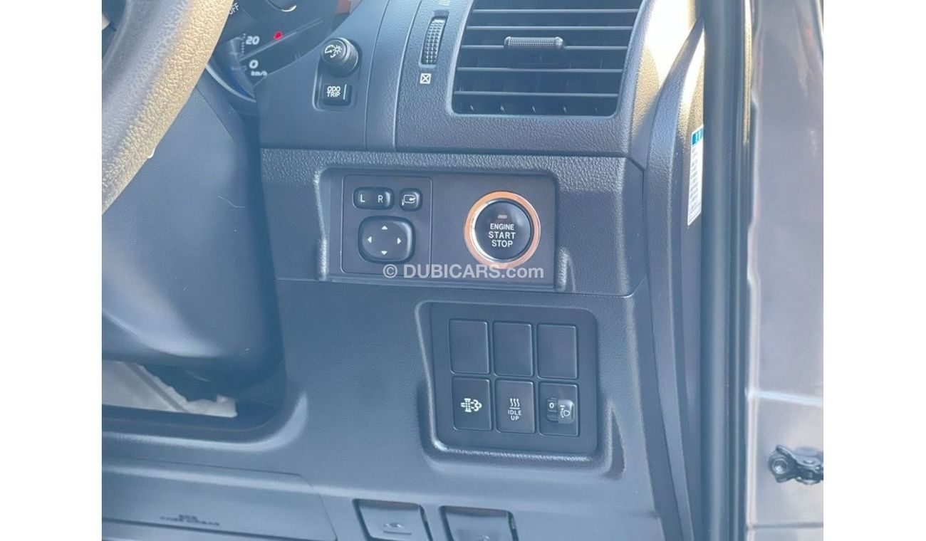 Toyota Prado 2016 LIMGENE BODY KIT 2.8L DIESEL 4WD GOOD  MONTH FOR KENYA PRIMIUM CONDITION