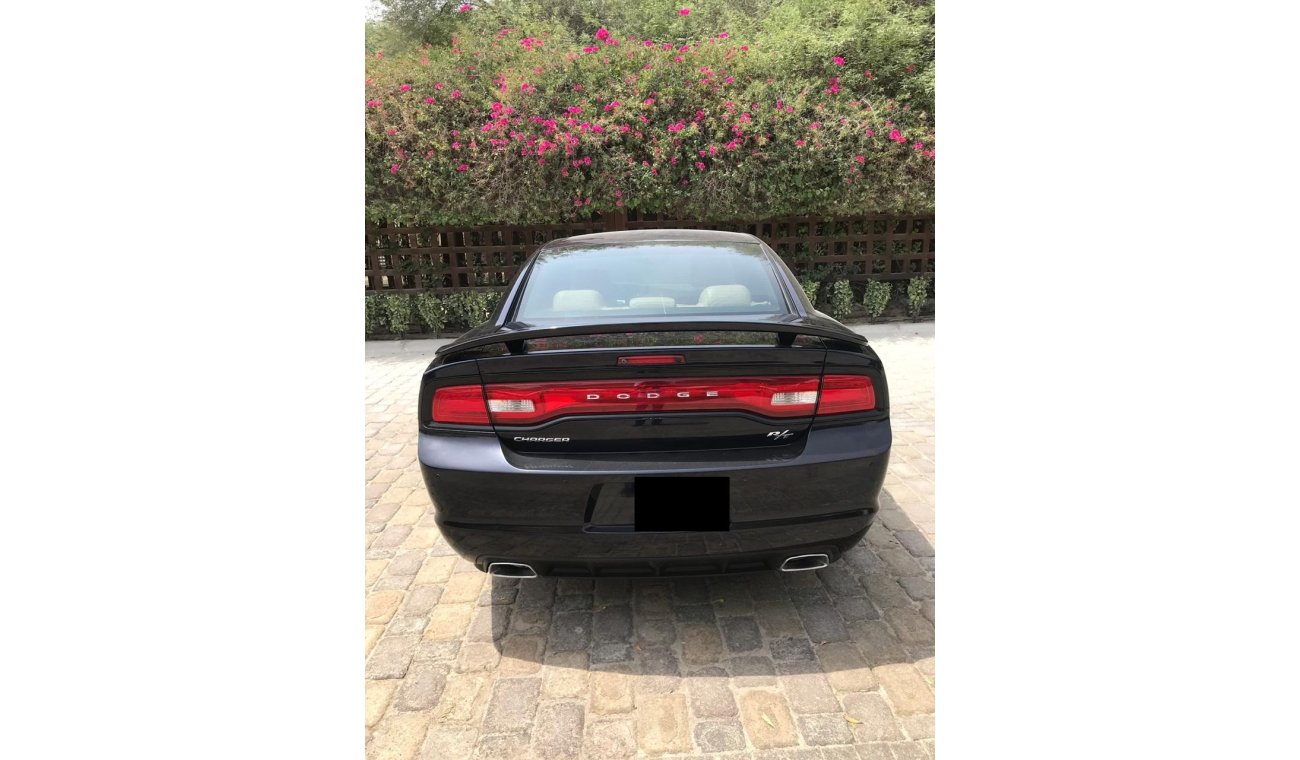 Dodge Charger 5.7, GCC, FULLY MAINTAIN BY AGENCY ,FULL OPTION,765 X 48 0% DOWN PAYMENT