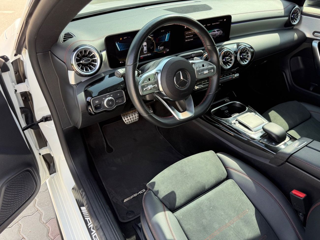 Mercedes-Benz CLA 35 AMG Premium 2.0L