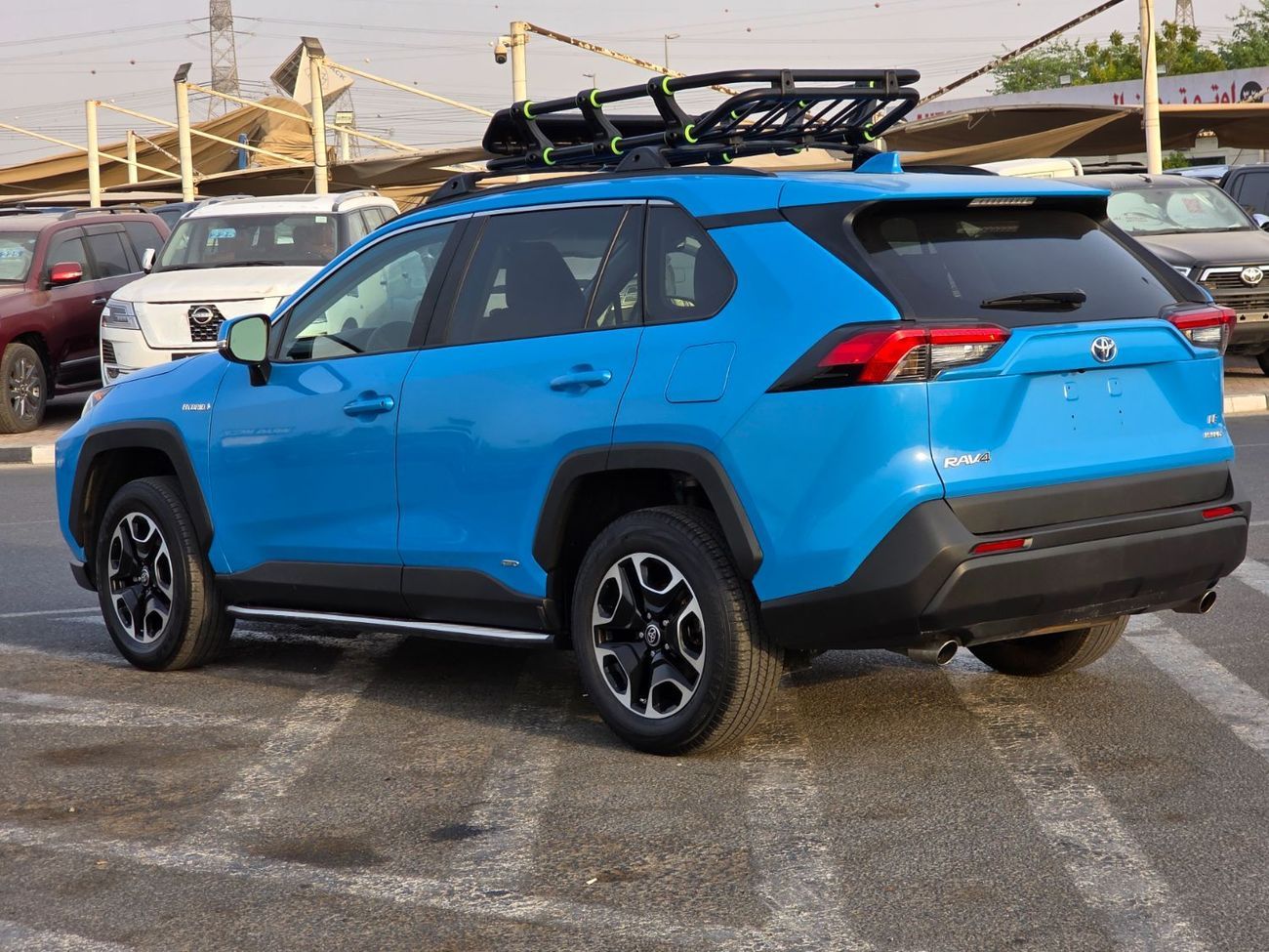 Toyota RAV4 LE 2.5L (219 HP)