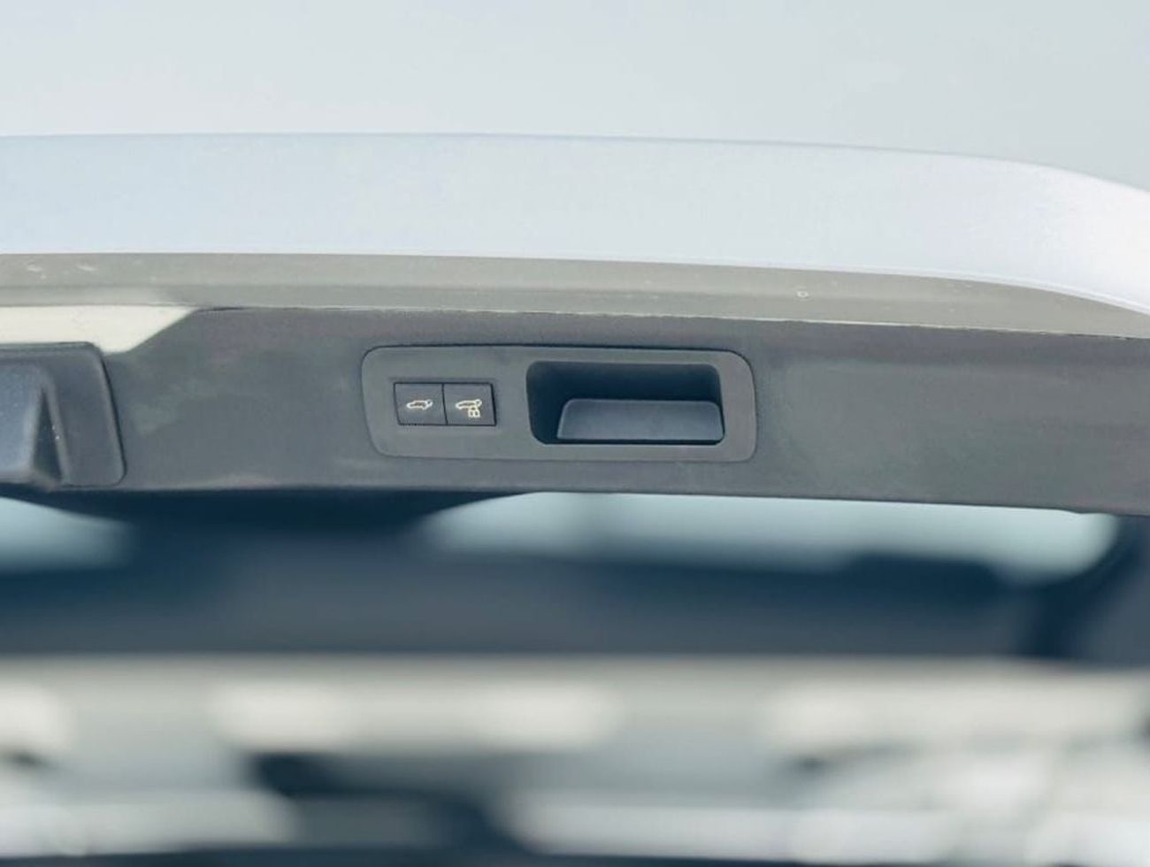 تويوتا لاند كروزر Vxr 3.3 diesel Right hand drive