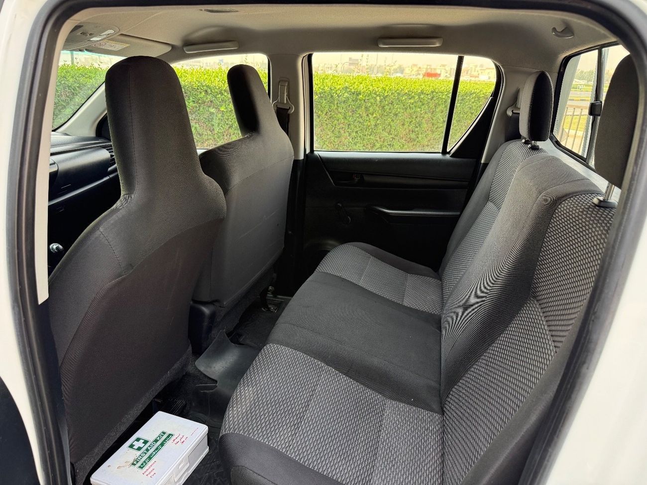 Toyota Hilux GLX 2.7L Double Cab Utility RWD A/T