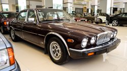 جاغوار XJ6