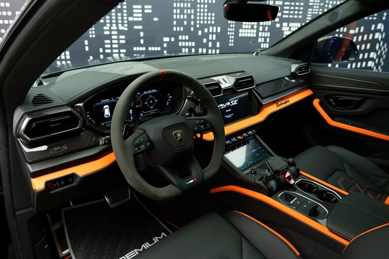 Lamborghini Urus LAMBORGHINI | URUS SE | FULL SPECS | 2025MY CARBON FIBER