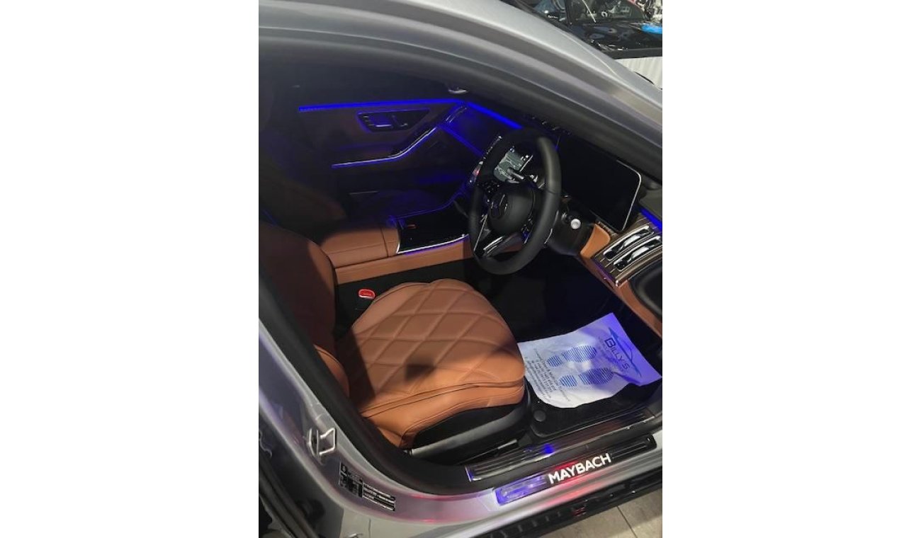 مرسيدس بنز S680 Maybach Brand New Maybach S680 in Right Hand Drive