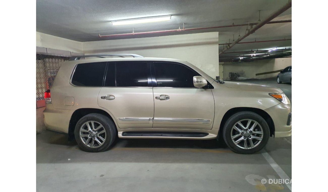 Lexus LX570 Gulf Specs No Accident Original paint