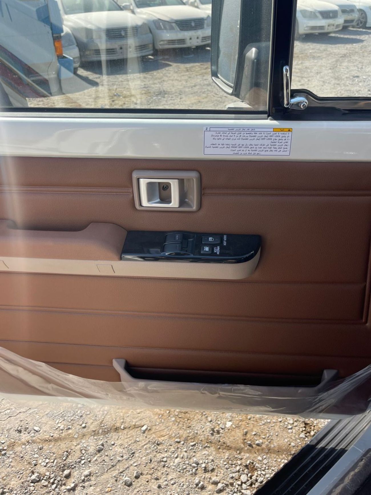 Toyota Land Cruiser Pick Up LC 79 Pickup S/C 4.0L Petrol A/T Full Option 2025 Model