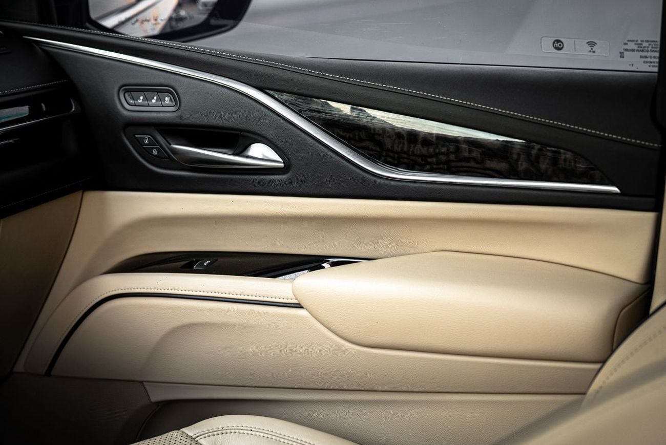 Cadillac Escalade Premium Luxury 6.2L 4WD