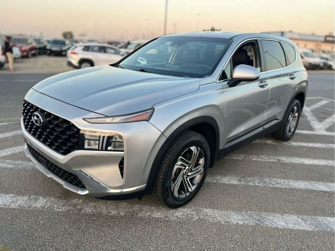 Hyundai Santa Fe 2022 Hyundai Santa Fe, SE - 2.5L  4 Cyl - Lane assist - Android Apple Play - Well Maintained Car wit