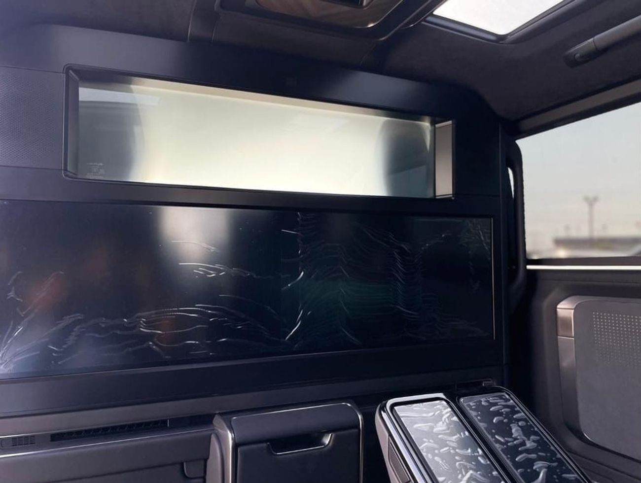 Lexus LM 350h LEXUS LM350H HYBRID 2025 4 SEATER(VIP) EURO SPEC