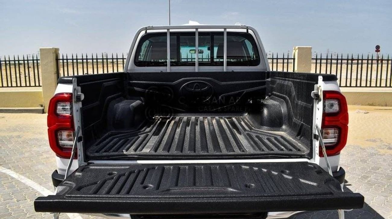 Toyota Hilux TOYOTA HILUX DC 2.8L M/T 4X4 (DIESEL) MY24 2.8L Diesel 2024