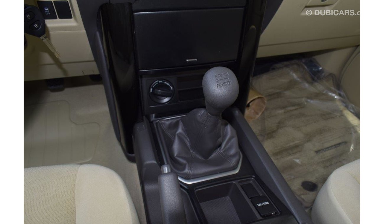 تويوتا برادو TX 2.7L Petrol 7 Seat Manual Transmission