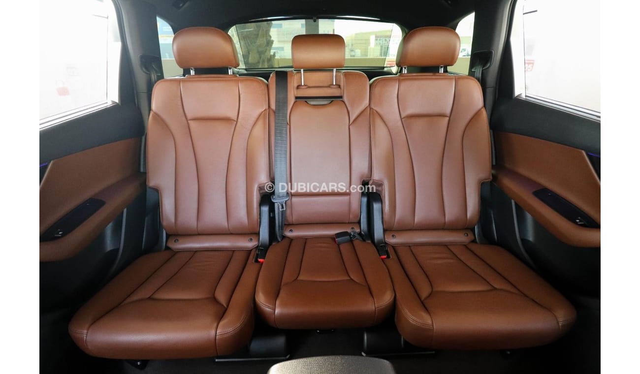 Audi Q7 4MB
