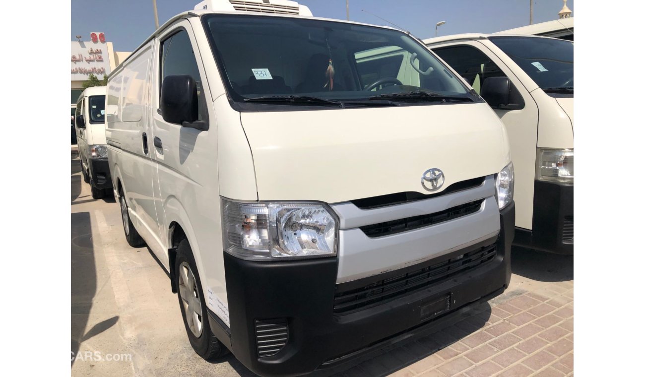 Toyota Hiace Toyota hiace Thermoking C-350 chiller, model:2017. Excellent condition