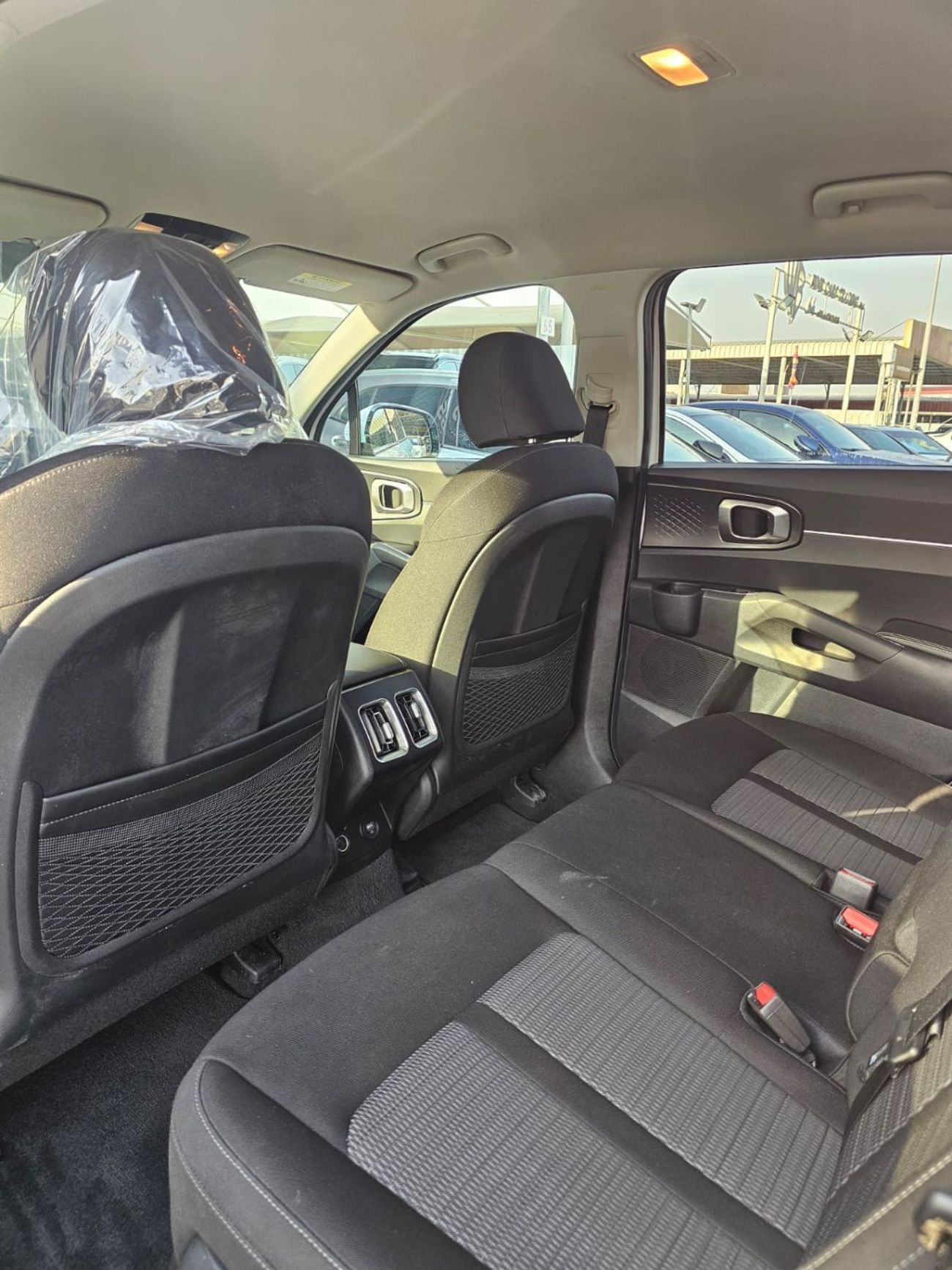 Kia Sorento Std 2.5L FWD