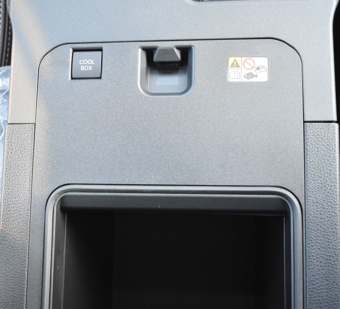 Toyota Prado -PRADO 2.4L GCC, LTHR, RN SESR, TSS3, AHS MATERIAL