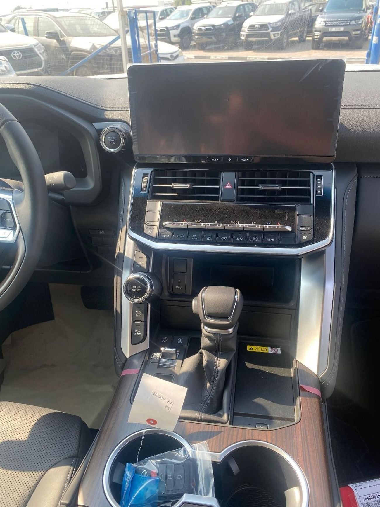 تويوتا لاند كروزر TOYOTA LAND CRUISER LC300 GXR 3.5 2025