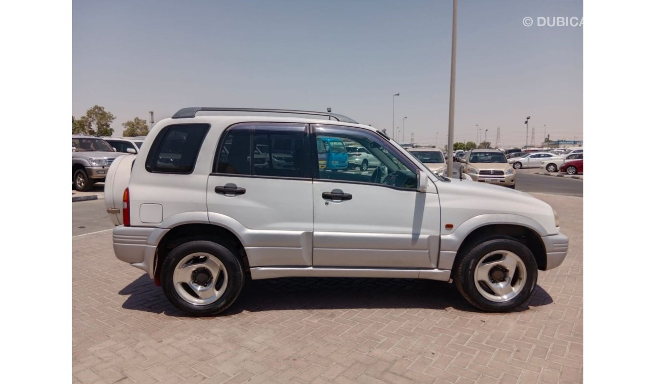 سوزوكي إيسكودو SUZUKI ESCUDO RIGHT HAND DRIVE (PM1401)