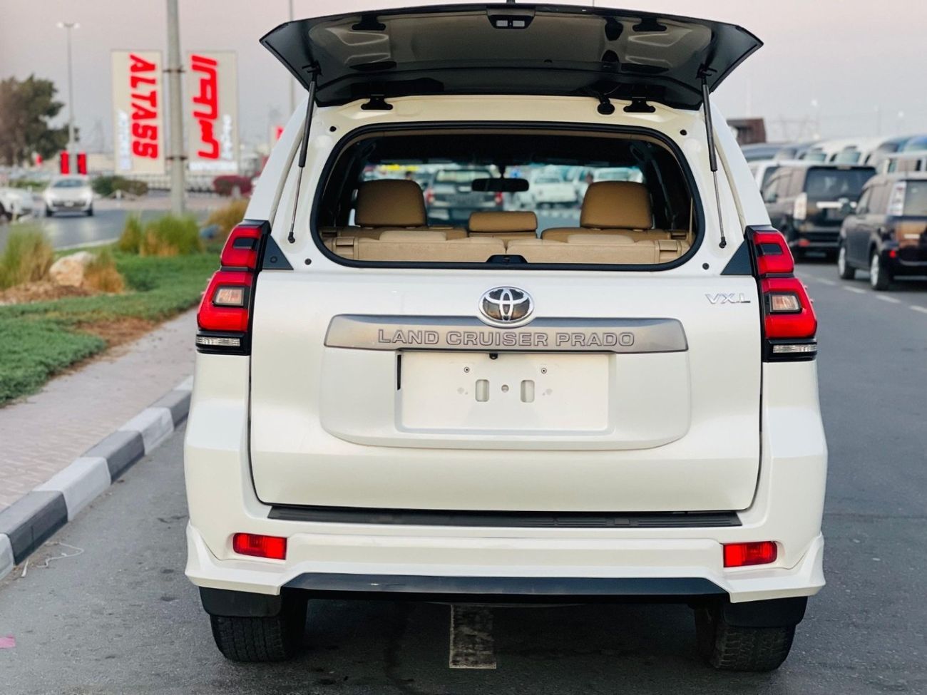 تويوتا برادو Toyota prado 2020 VXL v4