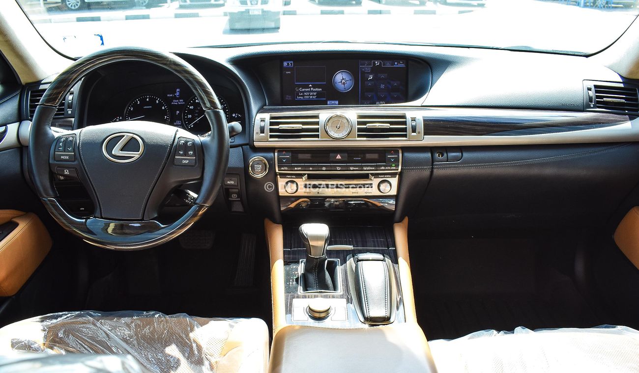 Lexus LS460