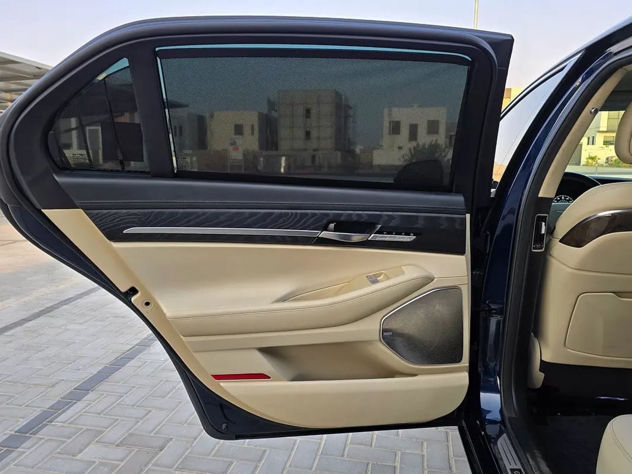 Genesis G90 Pristine Luxury - American Specs - Fully Loaded