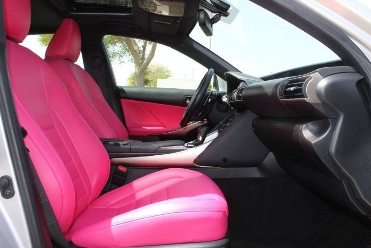 لكزس IS 300 LEXUS IS300 F SPORT 2020 GCC AL FUTTAIM LEXUS LOW MILEAGE SINGLE OWNER IN MINT CONDITION