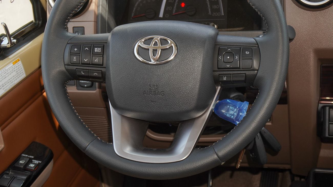 Toyota Land Cruiser 70 LX 4.0L V6 A/T