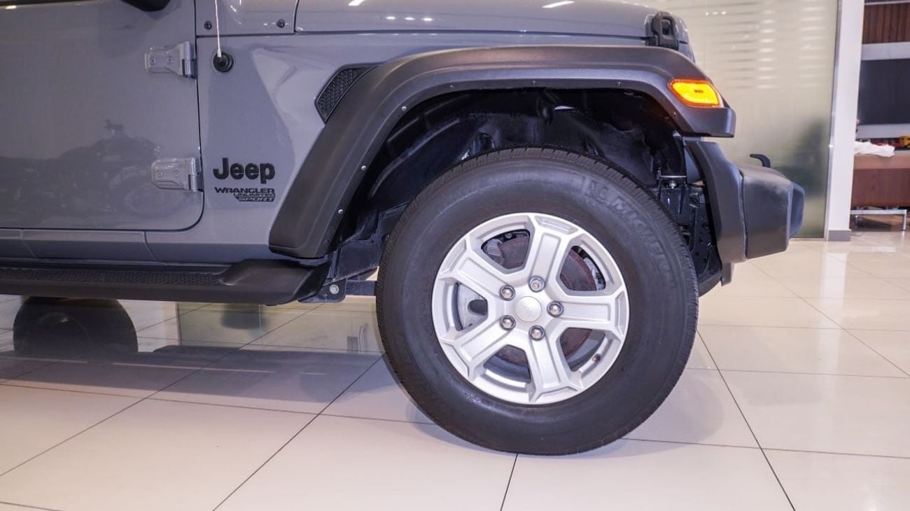 Jeep Wrangler Sport 3.6L A/T (5 Seater)