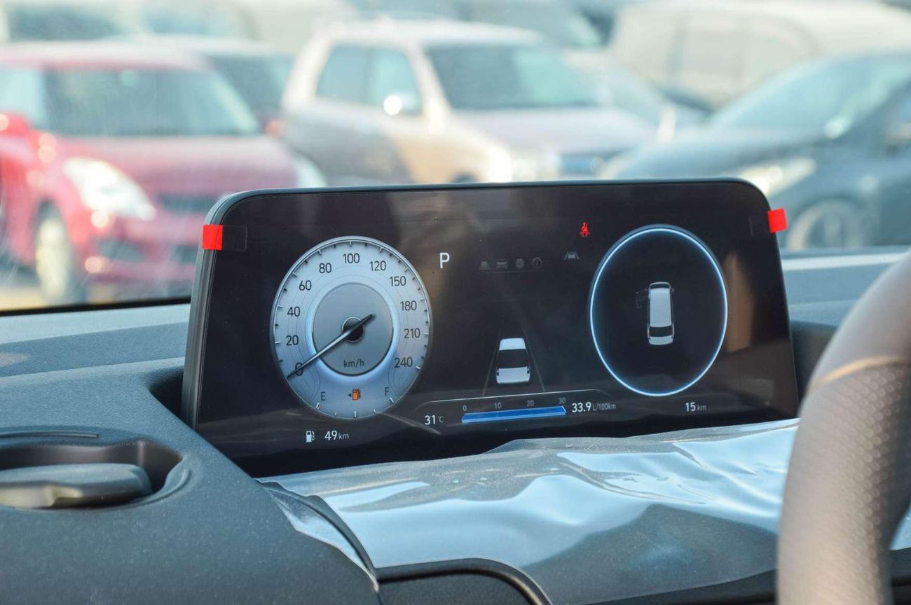 Hyundai Staria HYUNDAI STARIA 2.2L DIESEL LUXURY 2025