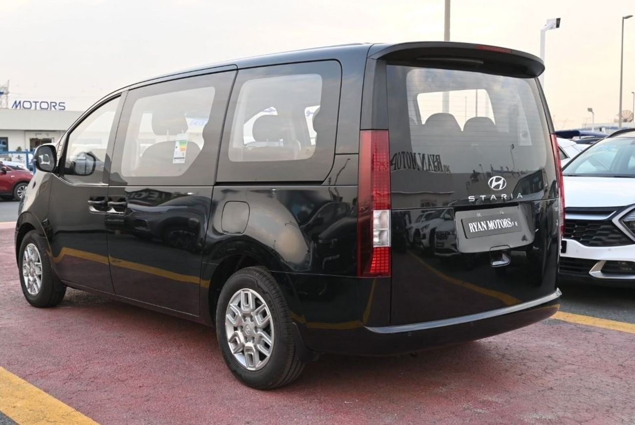 Hyundai Staria Hyundai STARIA 3.5L Petrol, Wagon, FWD, Automatic Transmission, Color Black, Model 2023