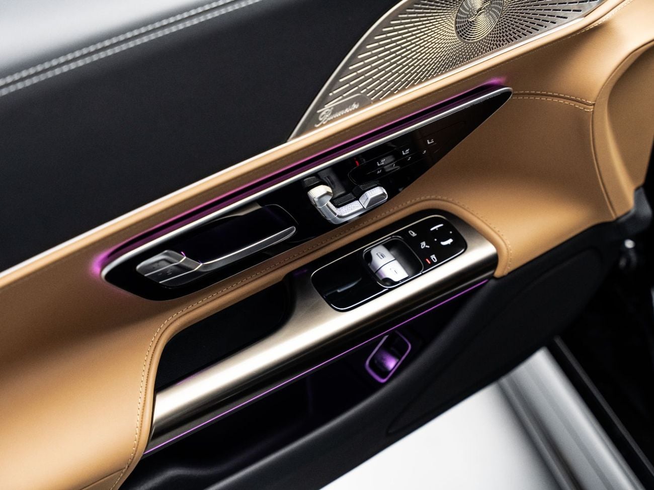 مرسيدس بنز أي أم جي جي تي 63 4 Matic+ (2 Door) 2025 Mercedes GT63 4-Matic, 4.0L V8, AWD, 577bhp, 9 Speed Automatic