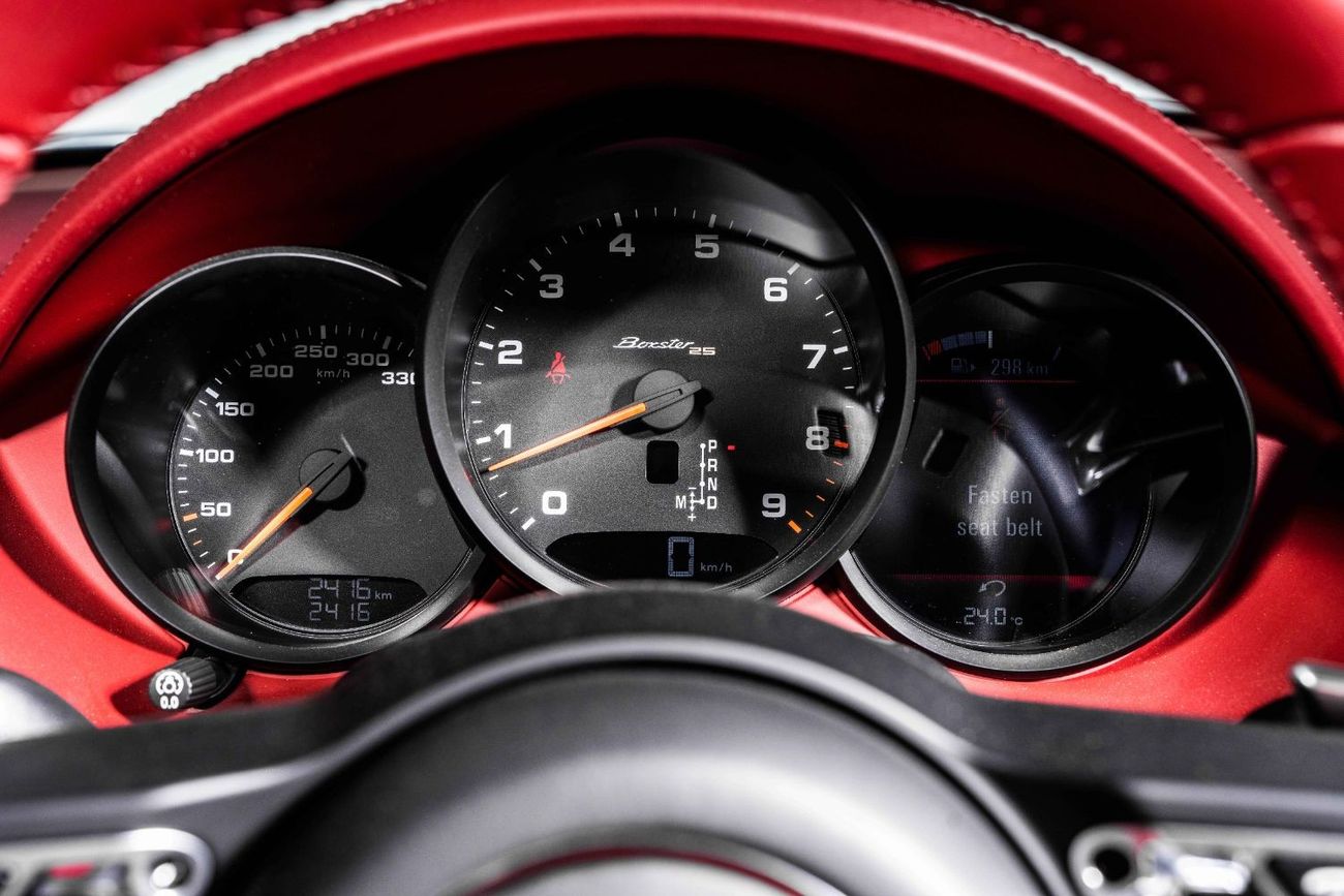 Porsche 718 Boxster 2022-PORSCHE BOXSTER-25 YEARS ANNIVERSARY EDITION-GCC-SPECIAL CAR-AL NABOODA WARRANTY TILL 2026