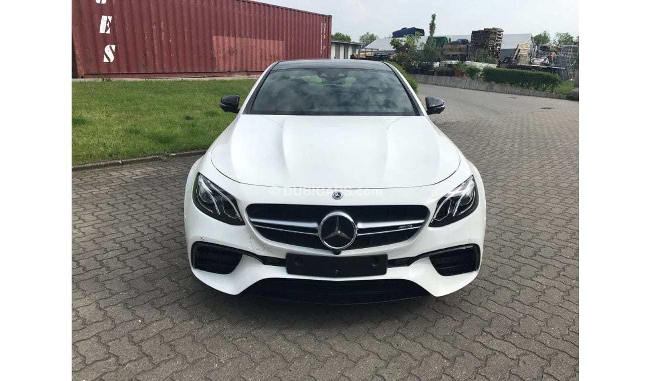 Mercedes Benz E63 AMG
