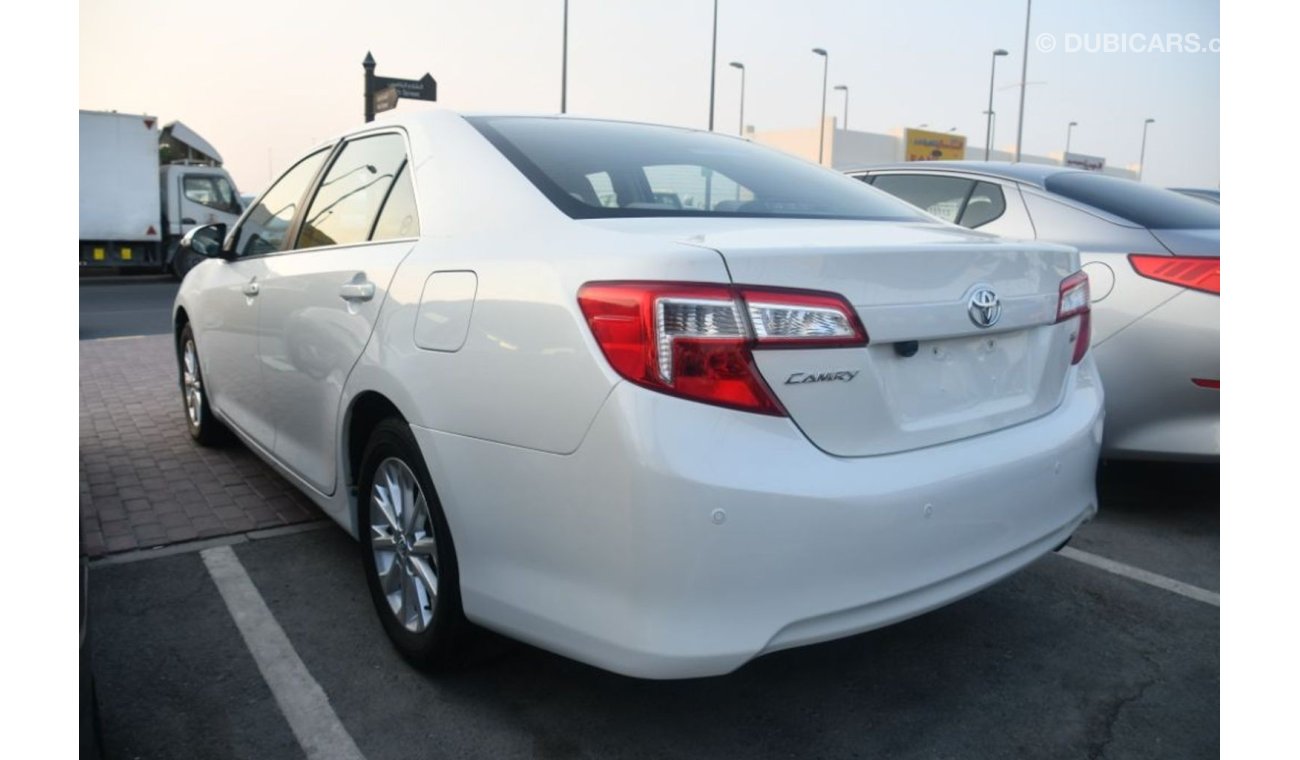 Toyota Camry 2014 gcc no2 excellent condition no accidents