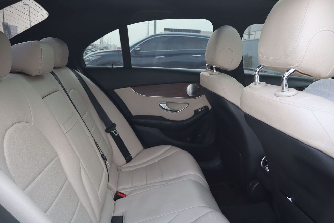 Mercedes-Benz C 300 AMG Pack 2.0L