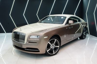 Rolls Royce Wraith STD 2016 Rolls-Royce Wraith, Upper Two-Tone, Starlight Roof, GCC Spec!!