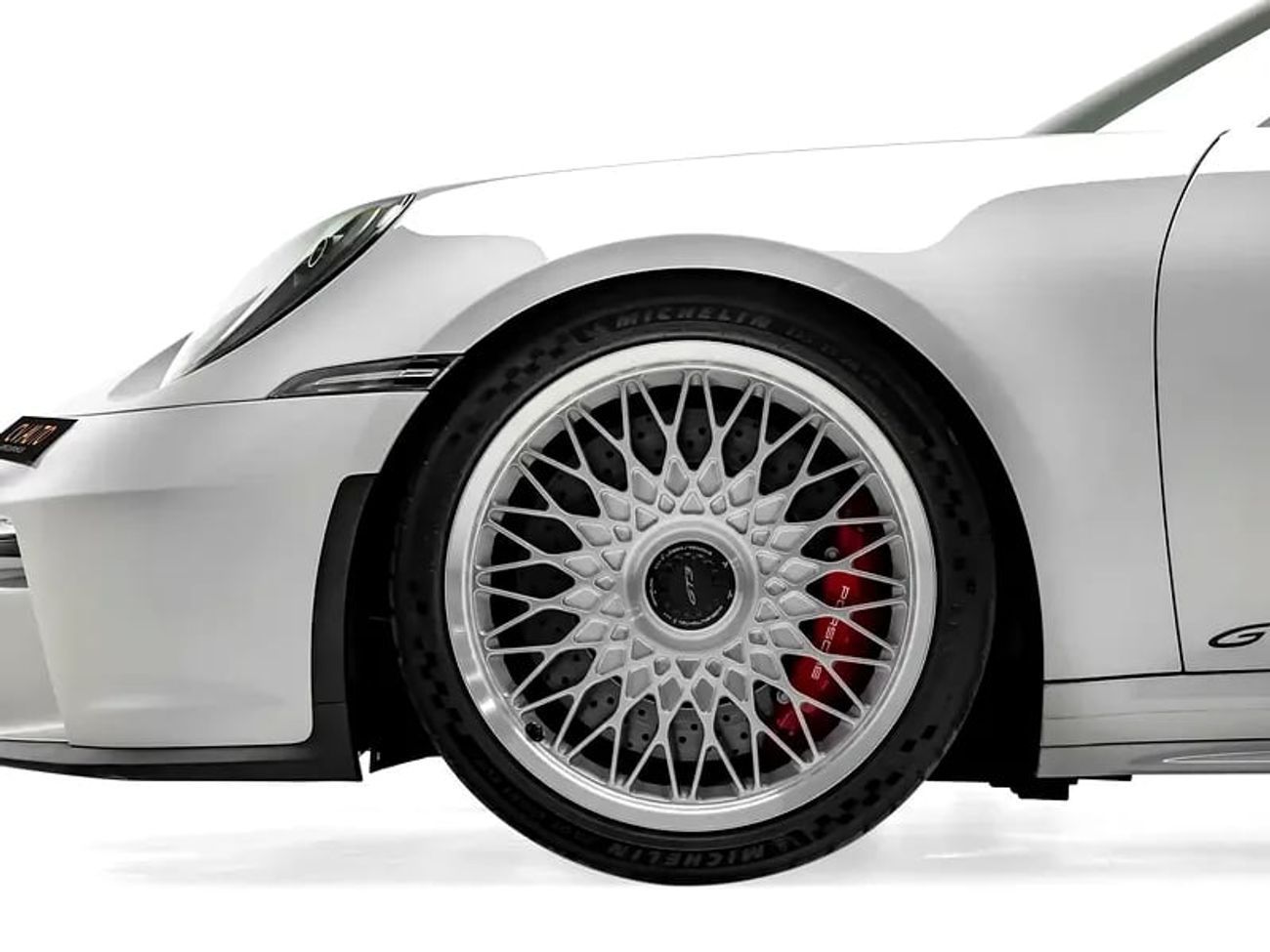 Porsche 911 GT3 4.0L ( With Original Rims and Exhaust )
