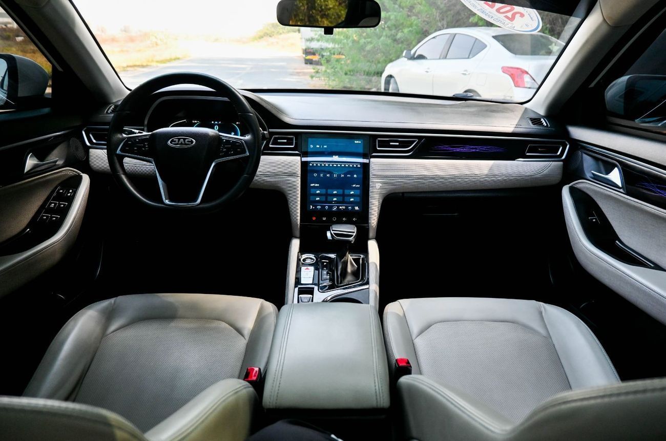 JAC J7 JAC J7 1.5L 2024 GCC | Accident Free | | Full Option 662 AED Monthly