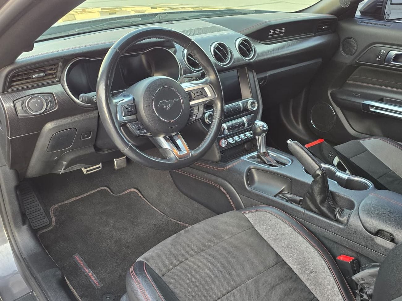 Ford Mustang GT PREMIUM