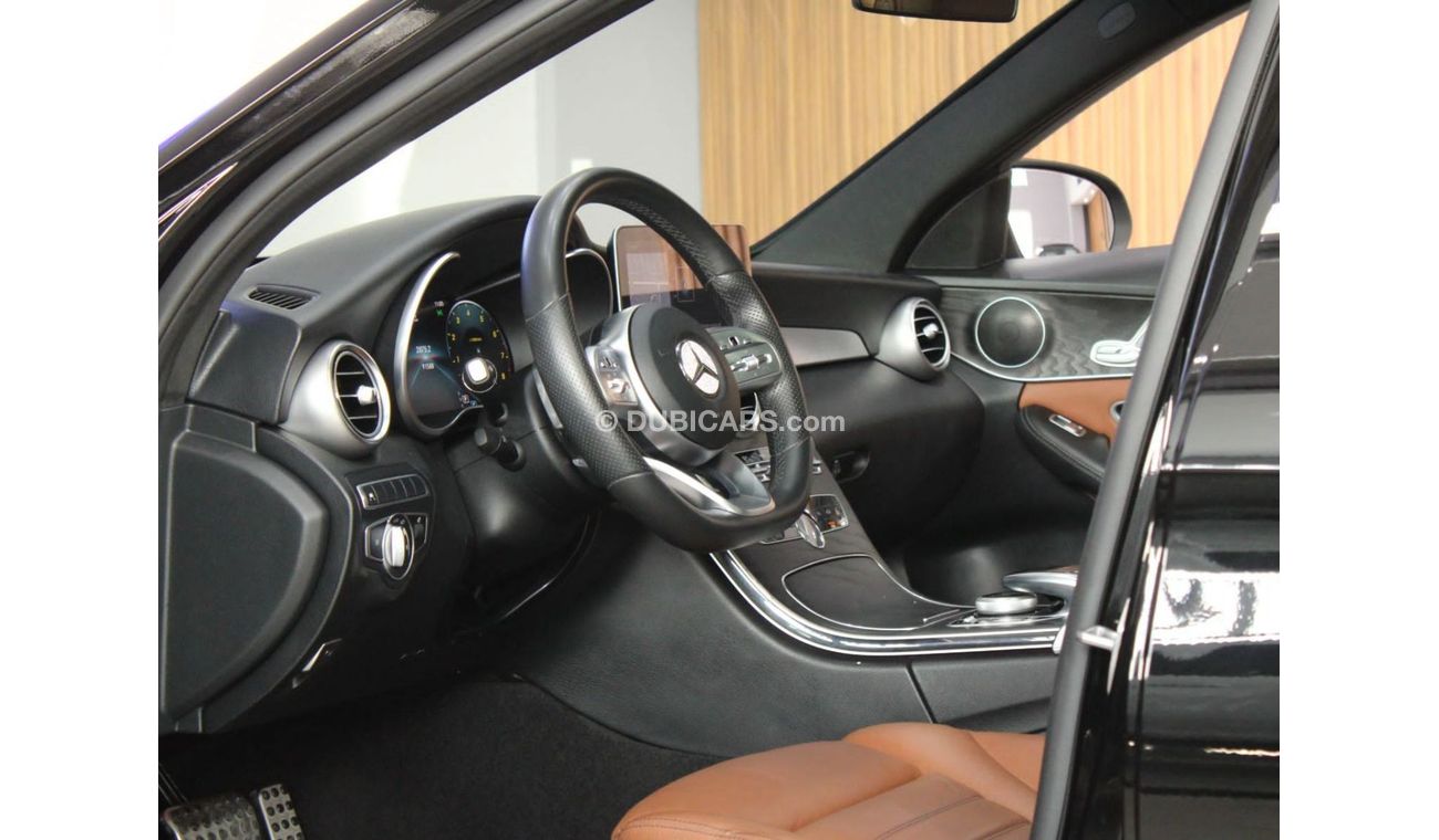 Mercedes-Benz C 200 Avantgarde GCC UNDER GERGASH WARRANTY